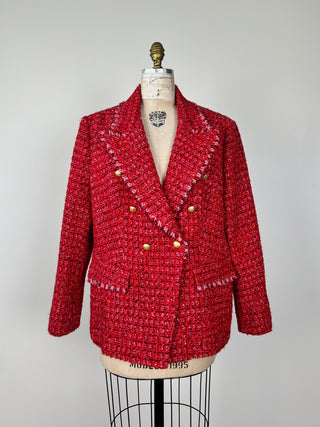 Blazer façon Chanel en tricot rouge chamarré doré (18)