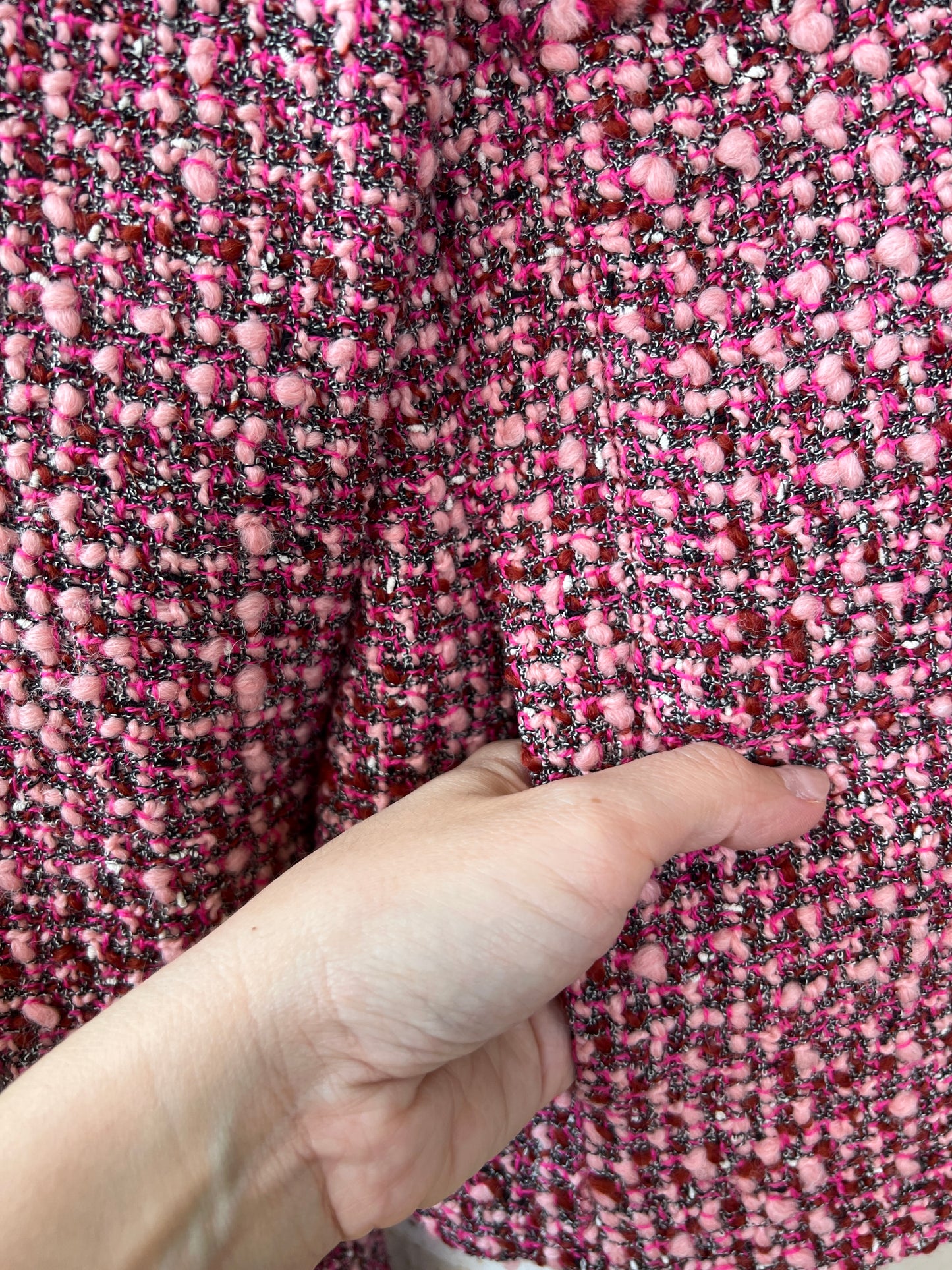 Veste courte façon Chanel en tricot rose panaché  (10-14)