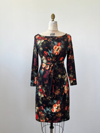 Robe noire florale à détail twist (S)