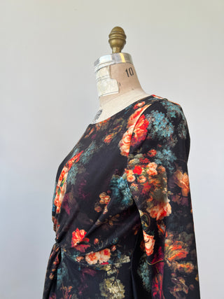 Robe noire florale à détail twist (S)