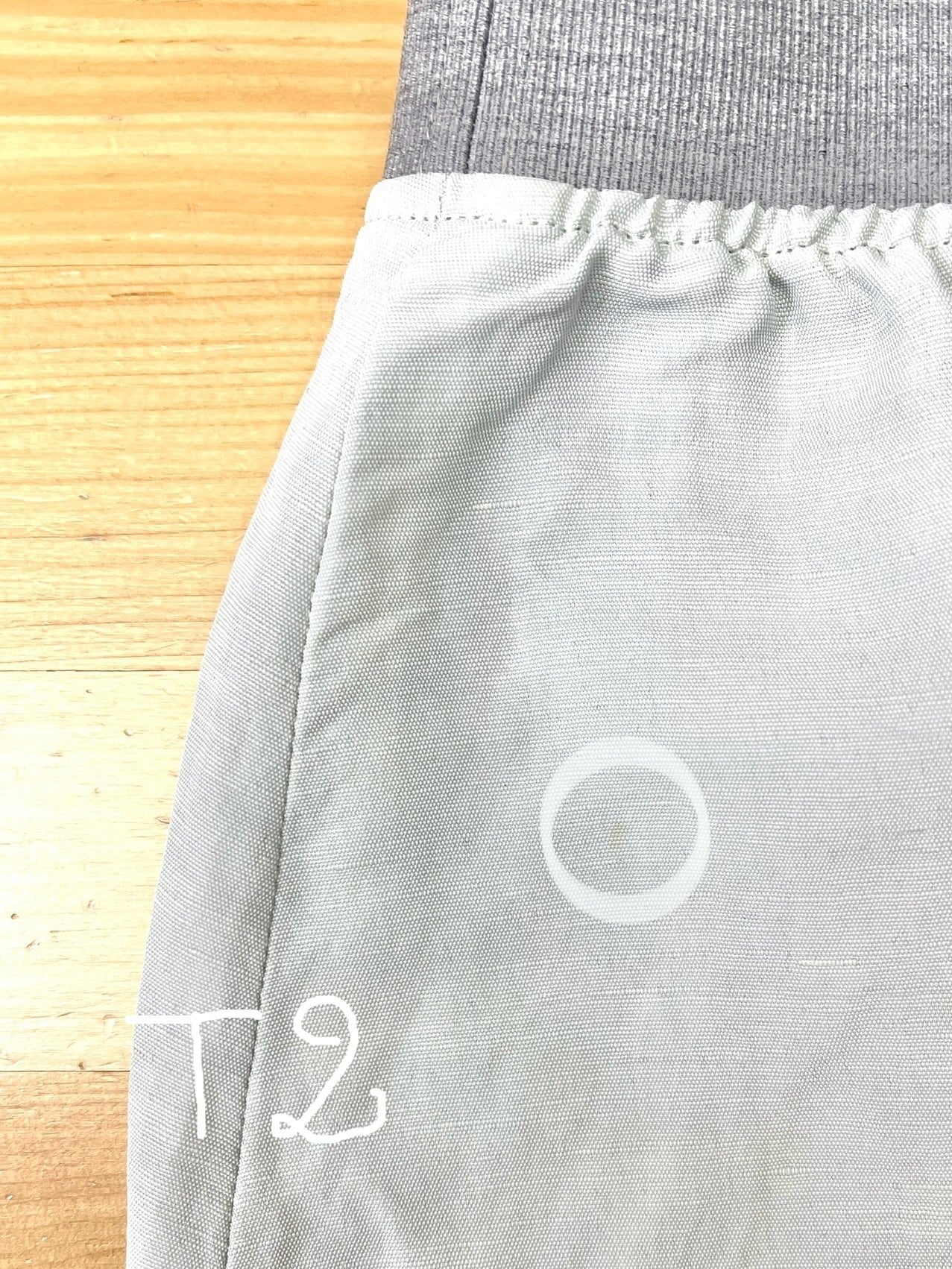 Pantalon vert minéral à taille élastique (2+4)
