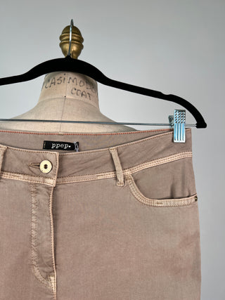 Pantalon taupe extensible à coupe cigarette (S/M))