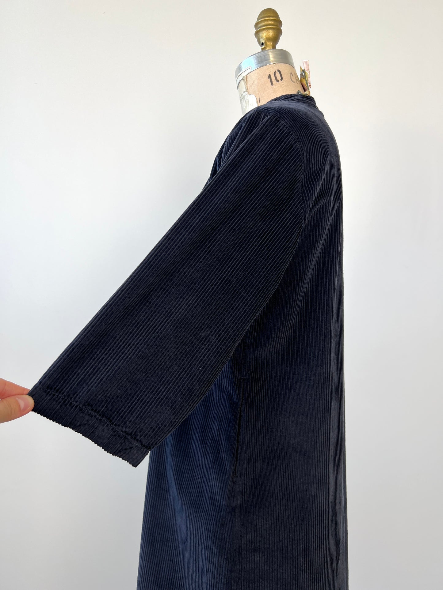 Robe tunique en velours côtelé bleu nuit (6)