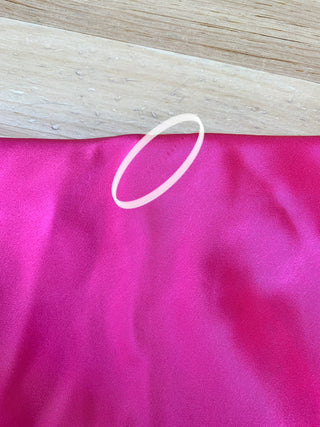 Delightful pink satin skirt (6/8)