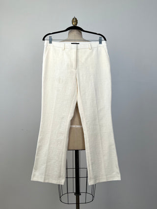 White bootcut pants with woven patterns (10)