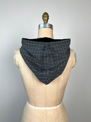 Blue denim/bright tartan capulard