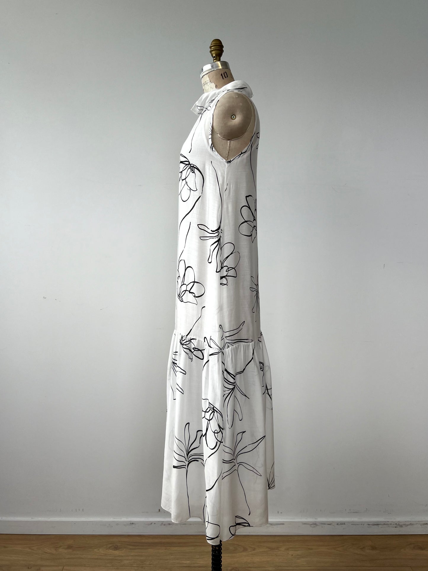 Robe en voile soyeux blanc à dessin floral (S)