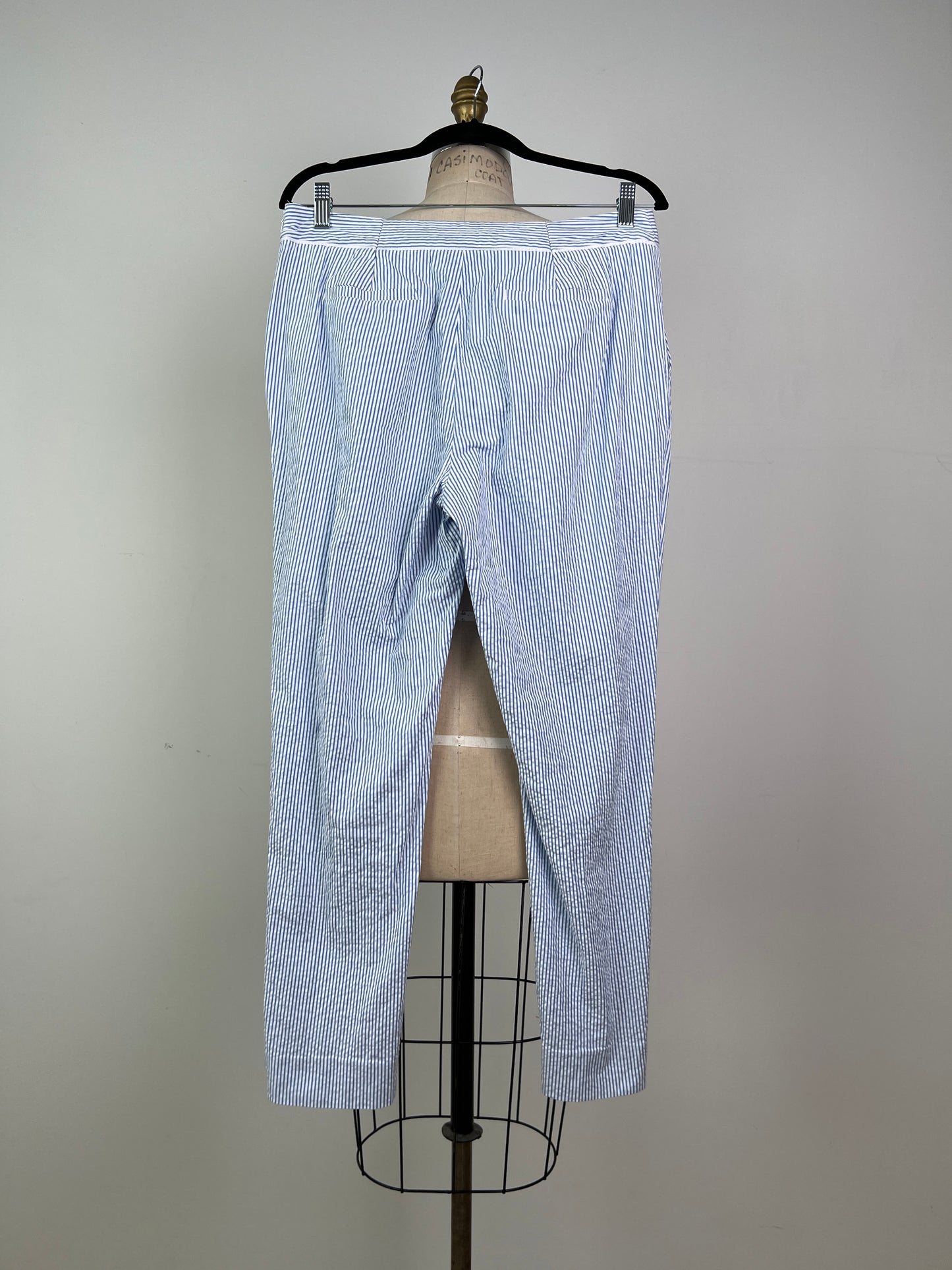 Pantalon en coton gaufré à rayures bleu et blanc (10)