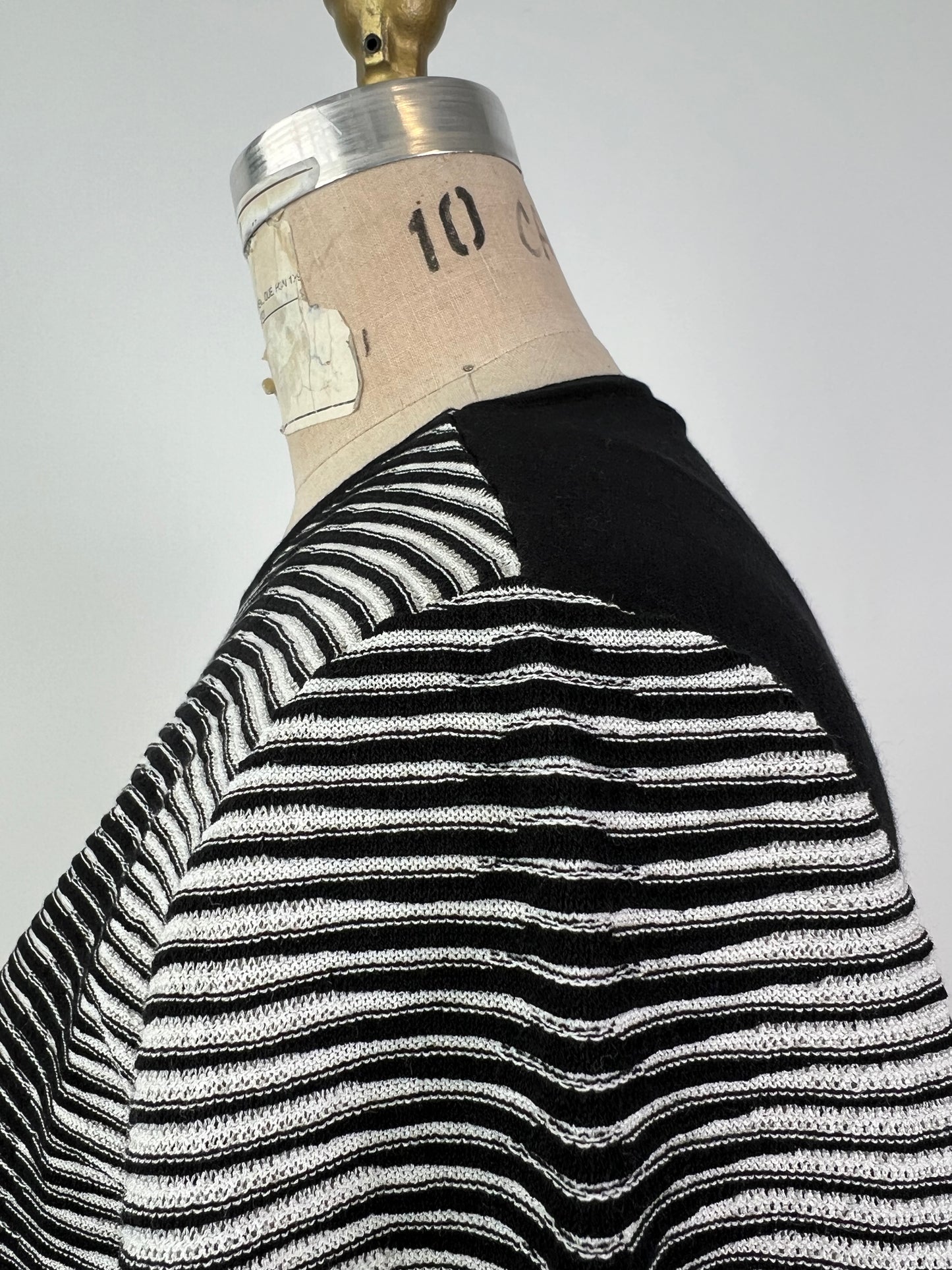 Cardigan cache-coeur noir et blanc à pois et rayures (XS/S)