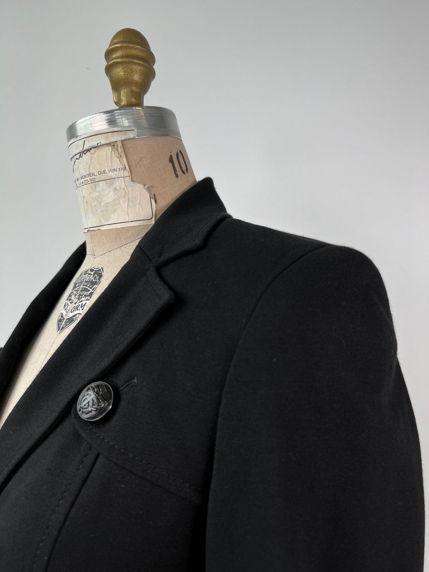Blazer luxueux en tricot noir cintré (XS)