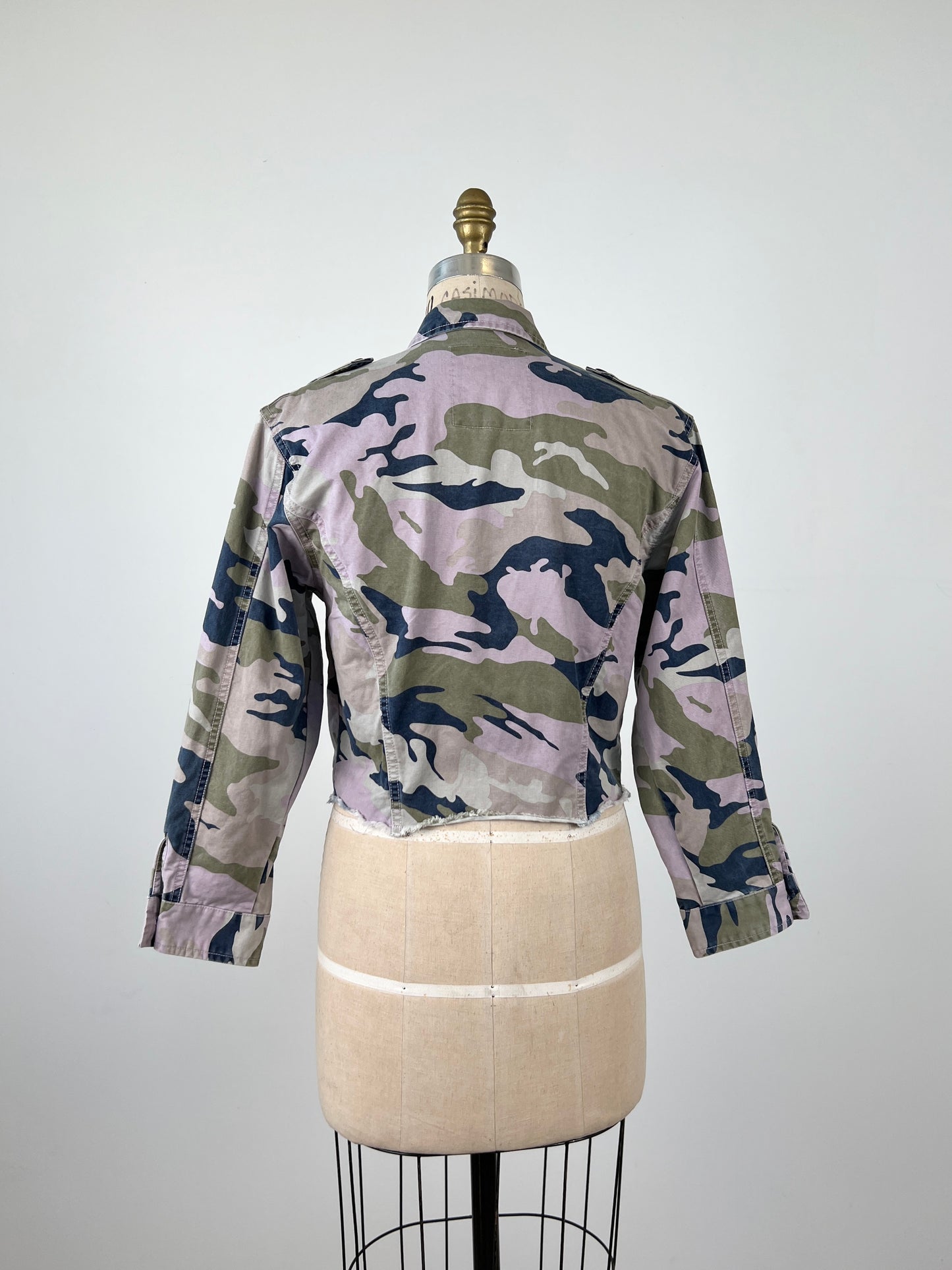 Veste en denim velouté camouflage rose/marine/kaki (XS)