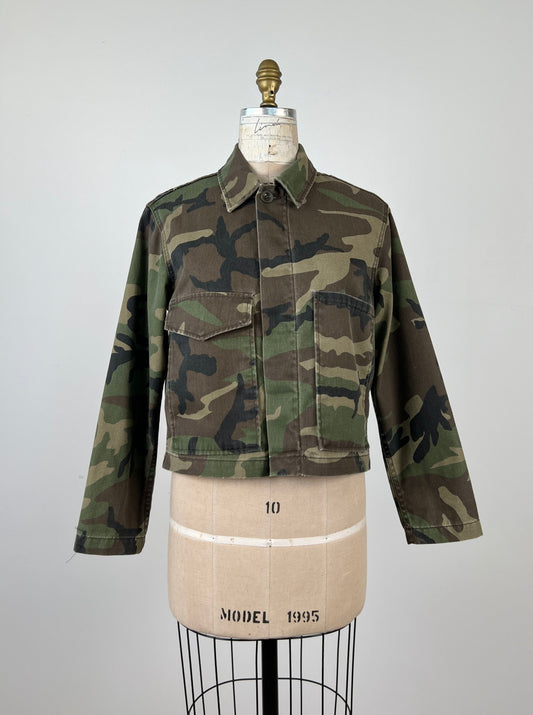 Veste courte en denim à imprimé camouflage (XS)