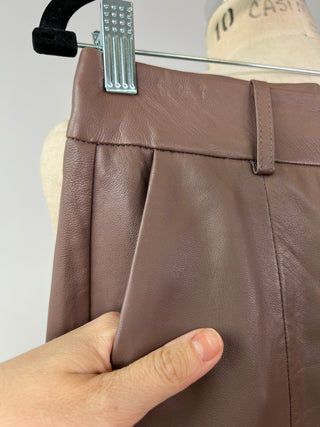 Pantalon à jambe ample en cuir chocolat au lait  (6)