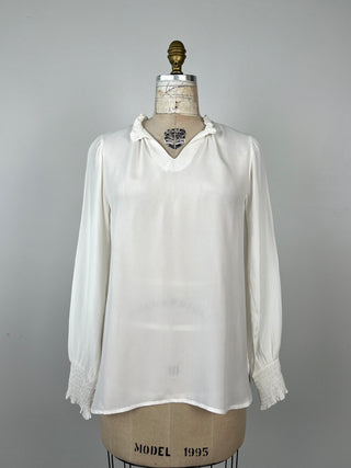 Cream blouse with frilled collar and smoky cuffs (S)