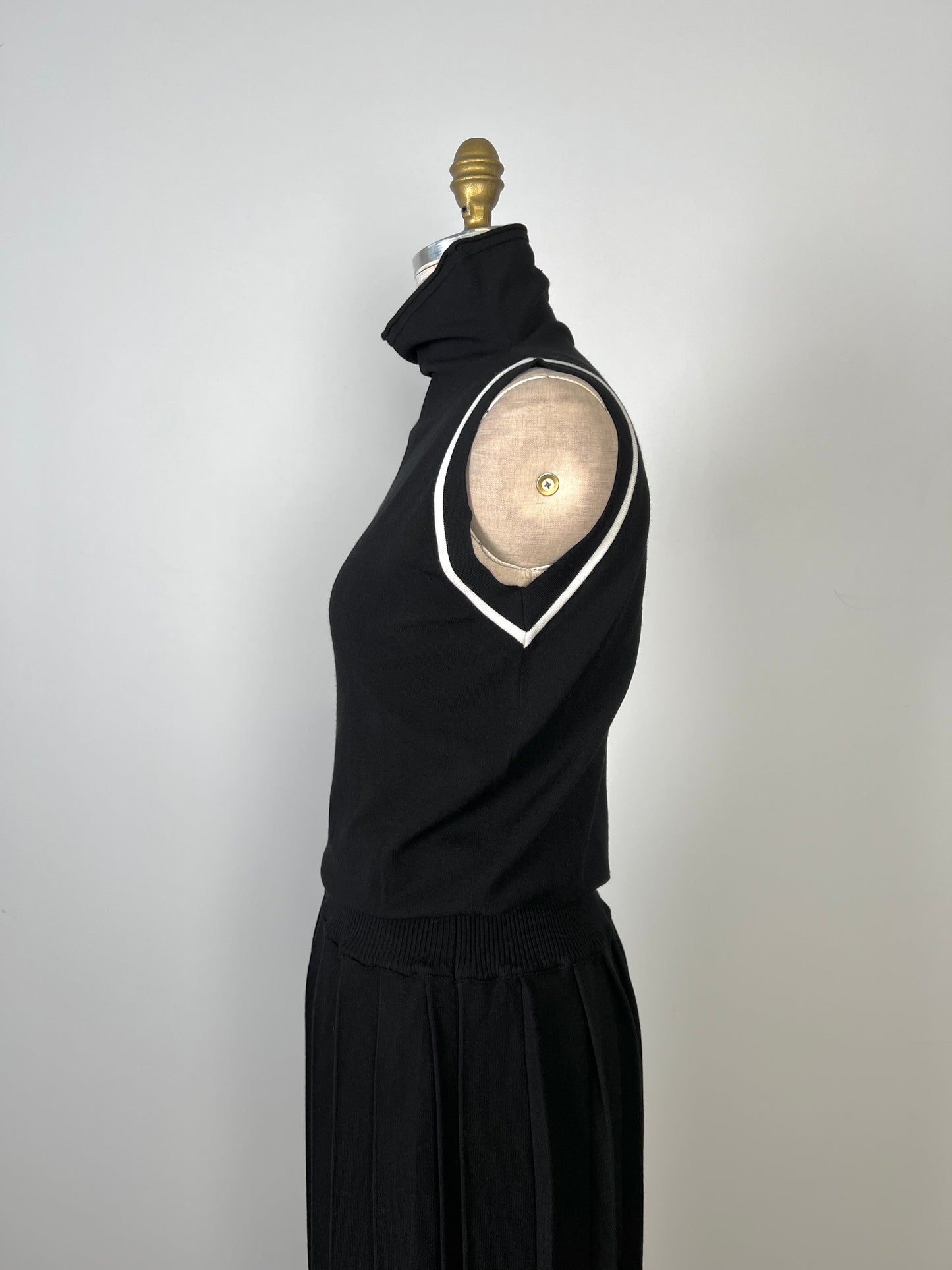 Robe en tricot noir blousée plissée lavable (XS/M)