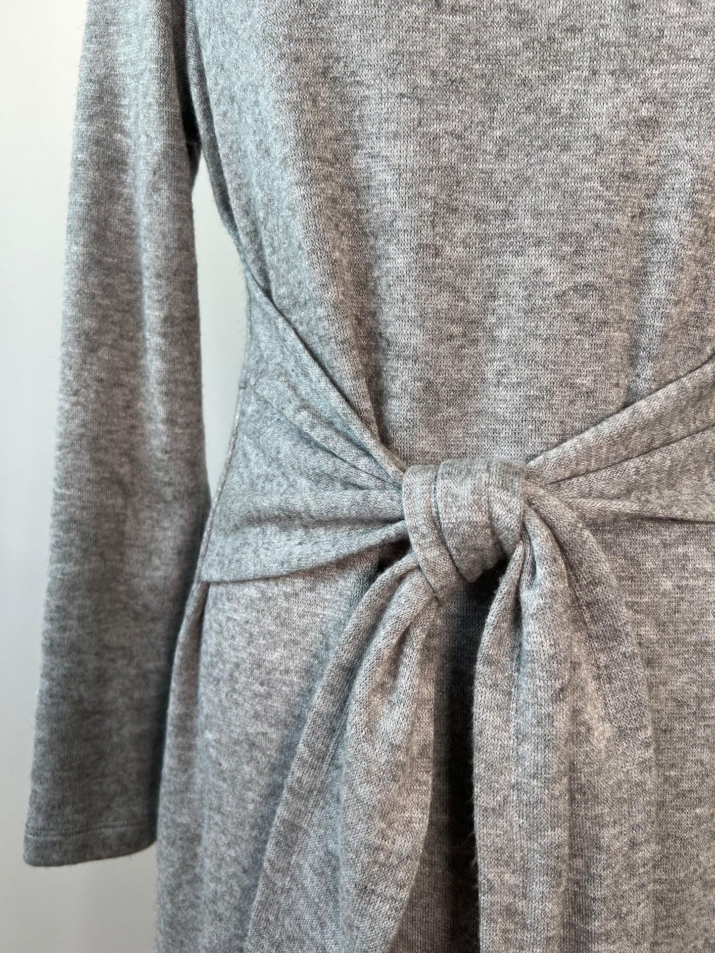 Robe évasée en tricot gris chiné (M)