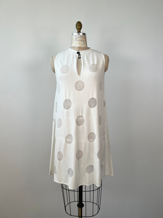 White dress with polka dots and diaphanous stripes (TU)