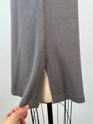 Asymmetrical gray tunic with buttonhole details (TU)