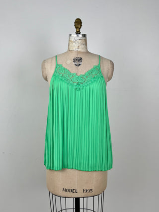 Mint green pleated flared top with lace (6)