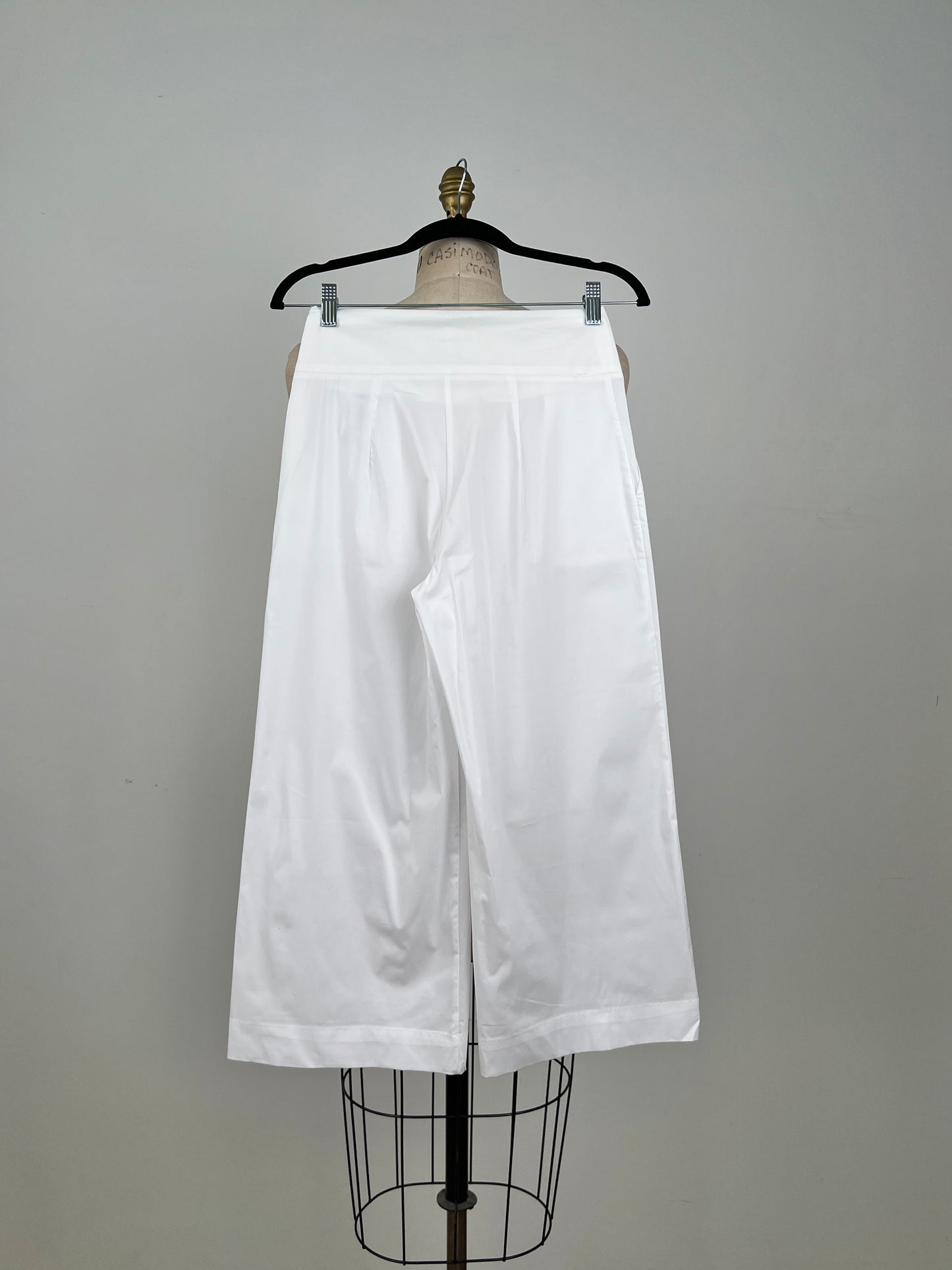 Pantalon blanc à jambe large (2 à 6)