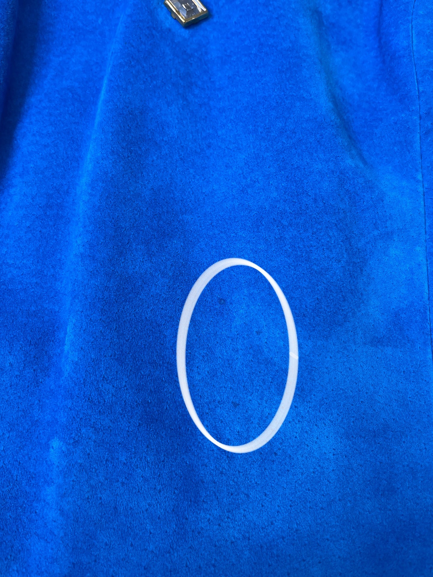 Robe en suède bleu titan à encolure bijoux (XS)