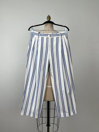 Pantalon blanc à rayures bleu azur (6)