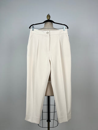 Pantalon tailleur écourté crème à pinces (10)