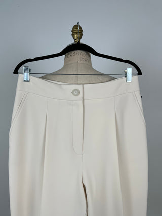 Pantalon tailleur écourté crème à pinces (10)