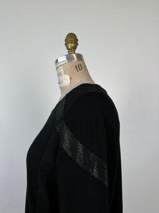 Extremely soft black sweater with copper details (6)