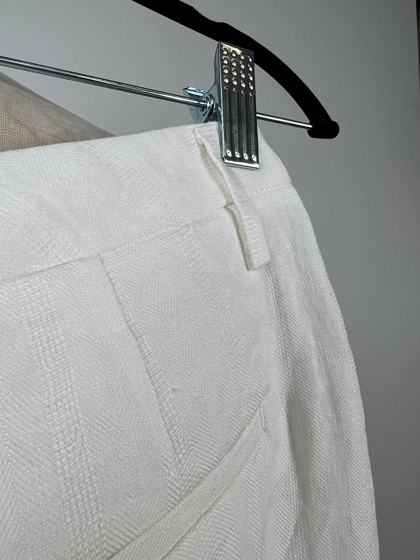 Pantalon blanc crème à pinces en lin sergé lavable (4)