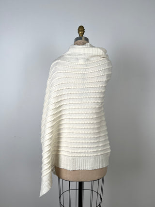 Vanilla chenille ribbed knit poncho (TU)