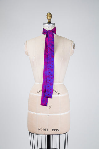 Colonel en soie vietnamienne framboise royale (2 formats)