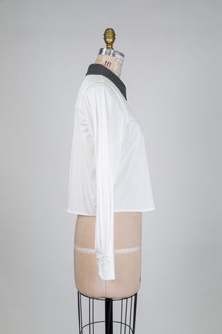 Chemisier blanc écourté à broderie (6)