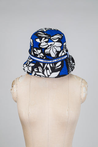 Chapeau bob bleu azur floral N&B (TU)