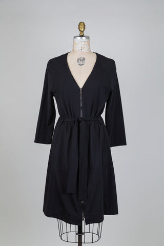 Robe noire col en V à zip frontal (8)