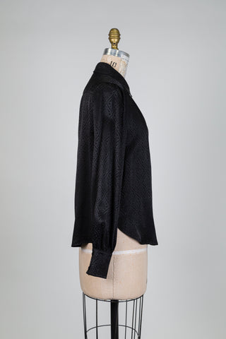 Flowy black blouse with damask pattern (4-6)