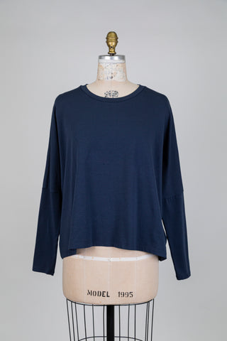 Navy oversized sweatshirt (S+)