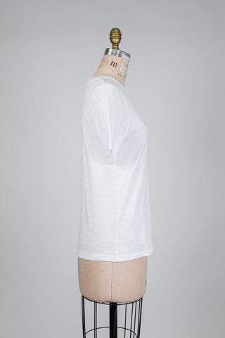 T-shirt blanc au coeur affirmé (S)