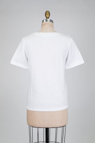 T-shirt blanc au coeur affirmé (S)