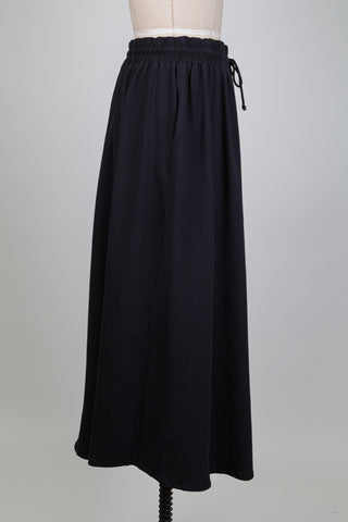 Soft black cotton skirt (S+ to L+)