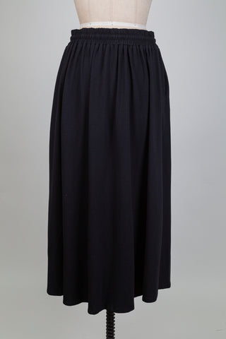 Soft black cotton skirt (S+ to L+)