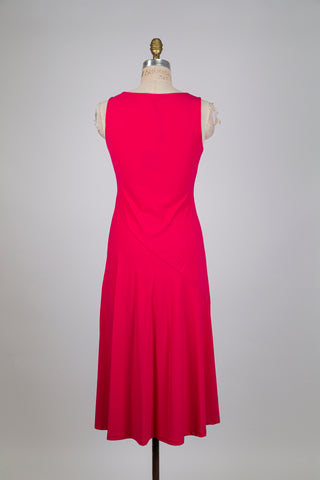 Robe sport-chic asymétrique rose framboise (XS-S-L)