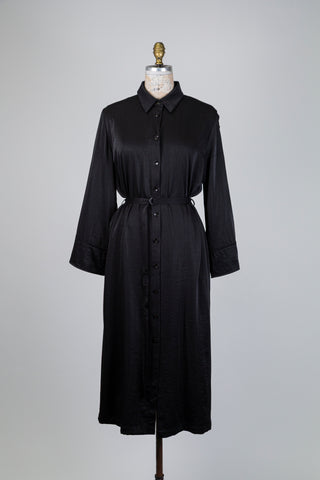 Robe chemisier noire à manches boutonnées (8)