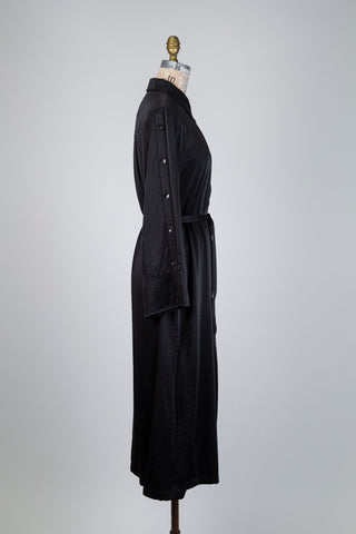 Robe chemisier noire à manches boutonnées (8)
