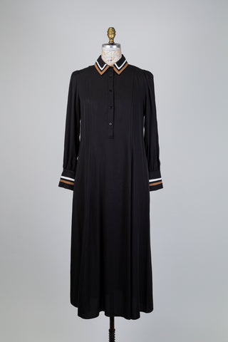 Black shirt dress with contrasting details (6)