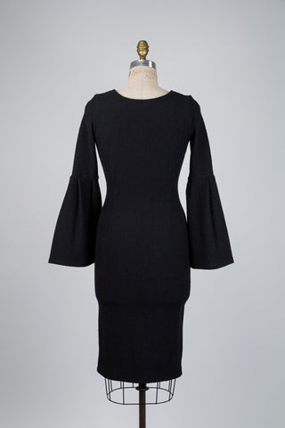 Robe noire à manches évasées (XS+S)