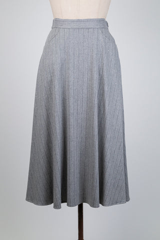 Grey A-line skirt with luminous details (6)