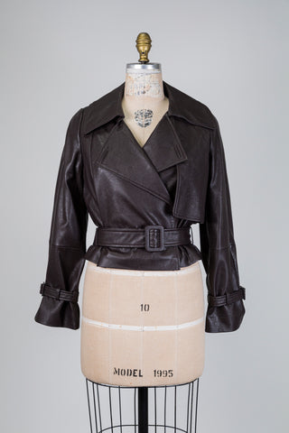 Trench court en faux cuir brun (4+10)