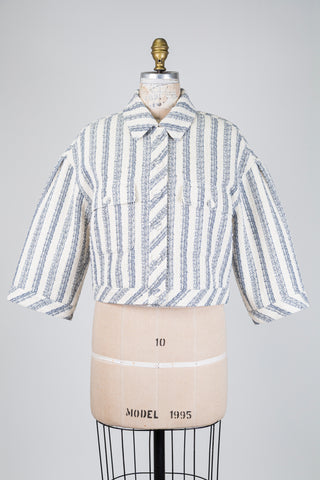 Veste écourtée à reliefs bleu et crème scintillants (8)