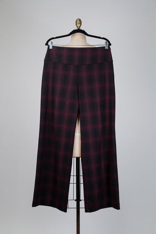 Burgundy and black tartan trousers (XS to L)